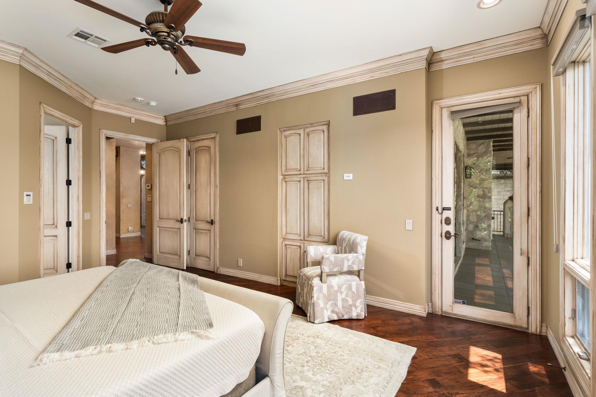 2305 Barton Creek BLVD # 29