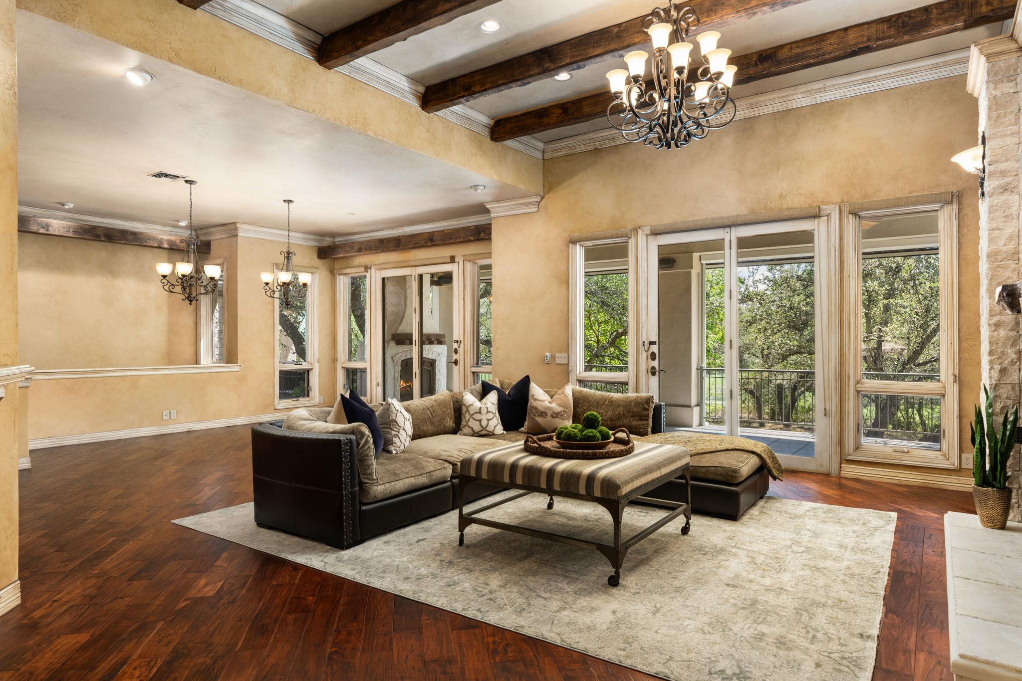 2305 Barton Creek BLVD # 29