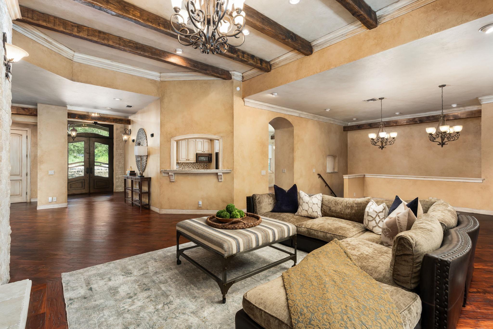 2305 Barton Creek BLVD # 29