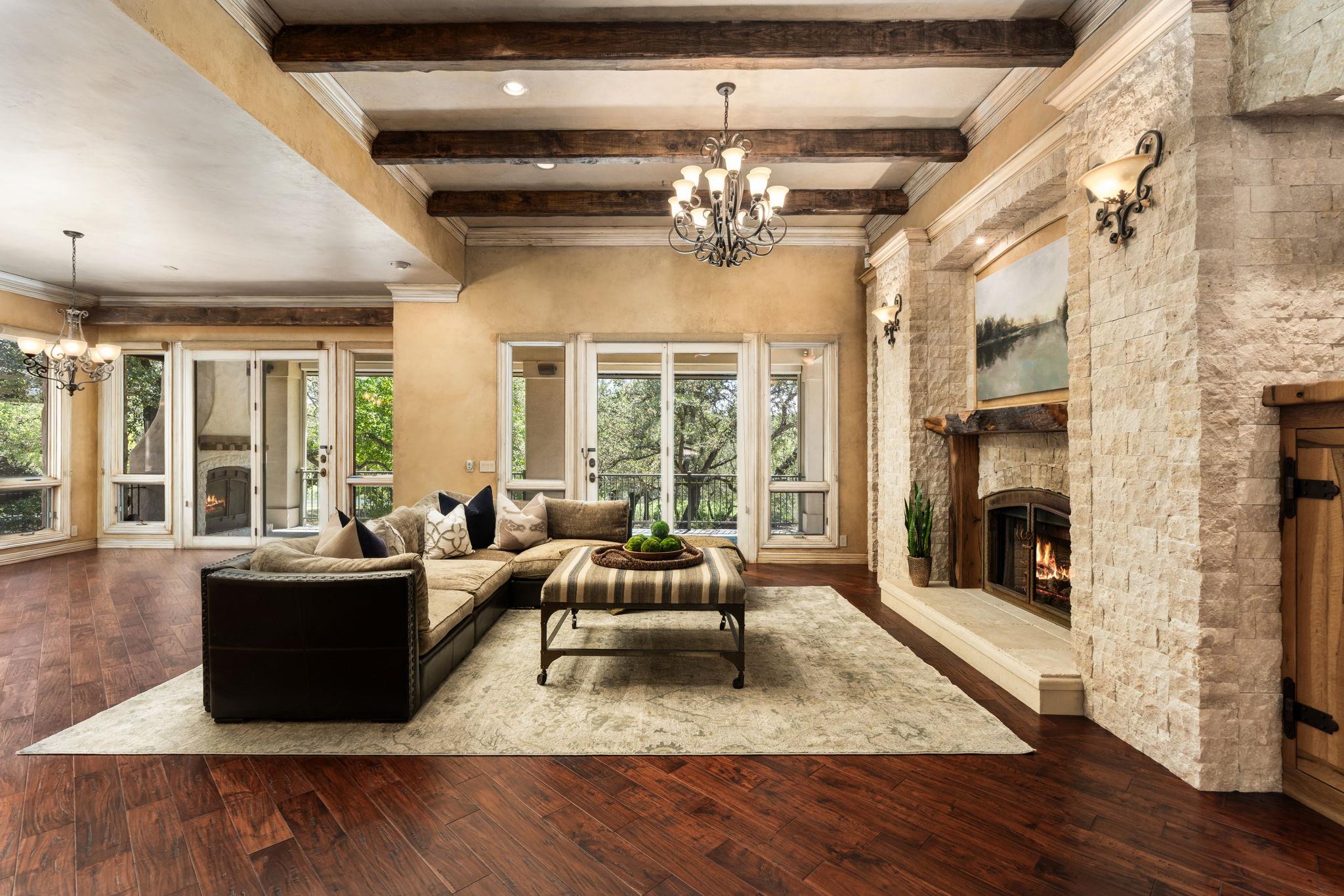 2305 Barton Creek BLVD # 29
