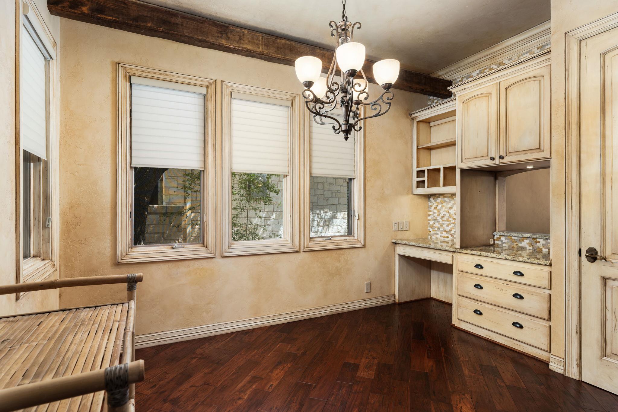 2305 Barton Creek BLVD # 29