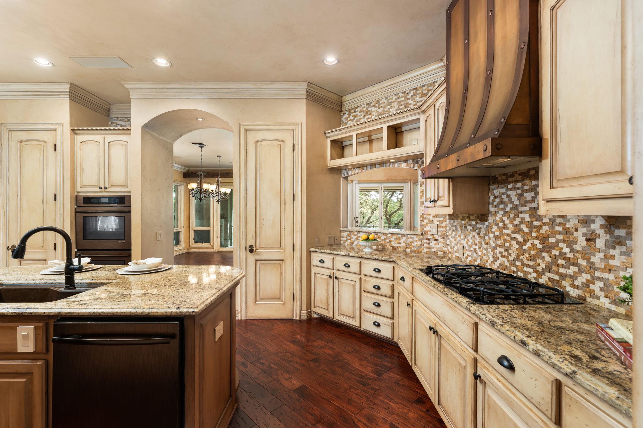 2305 Barton Creek BLVD # 29