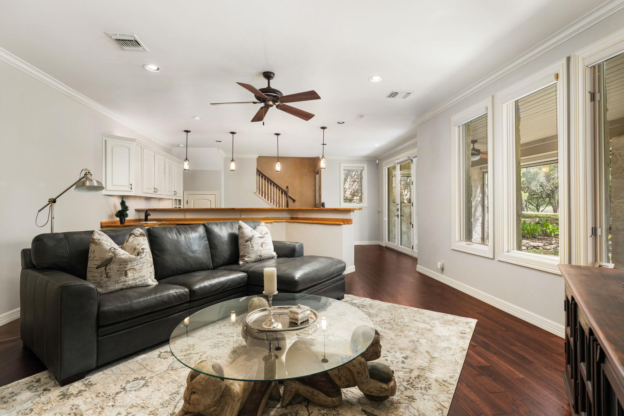 2305 Barton Creek BLVD # 29