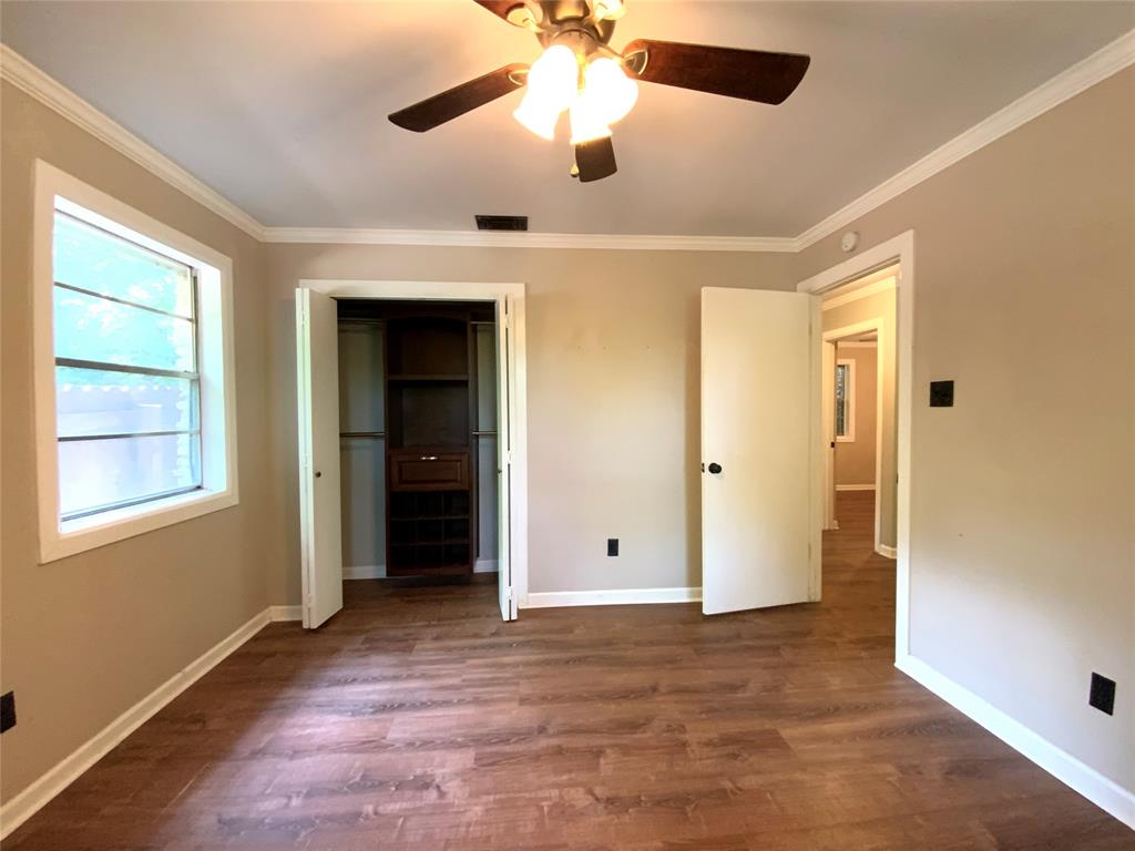 2807 Edgewater DR # A