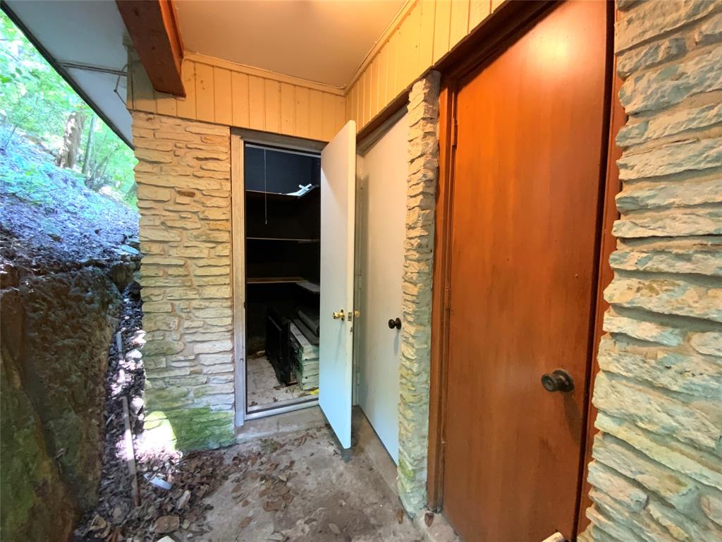 2807 Edgewater DR # A