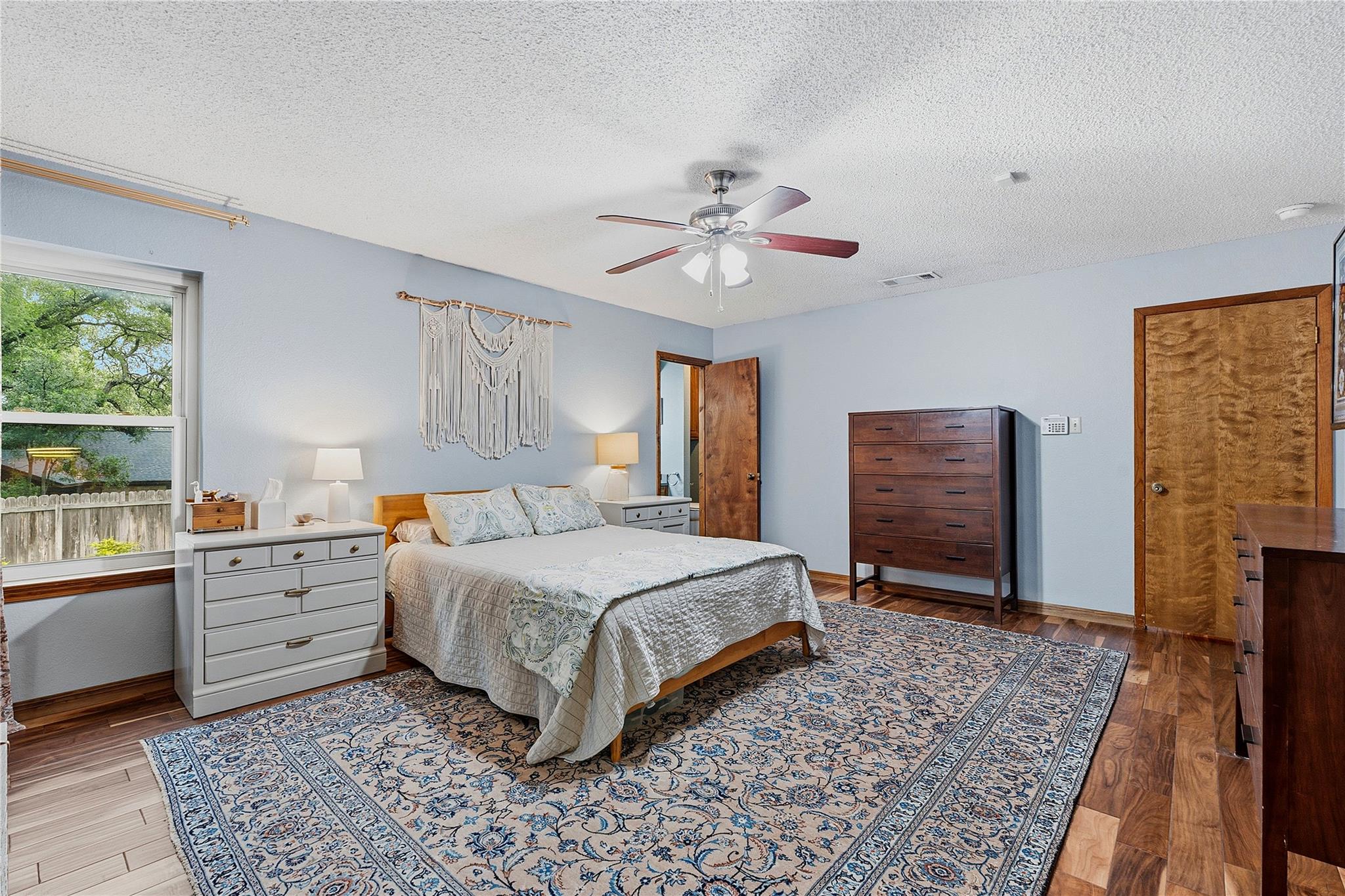 203 Leisurewoods DR