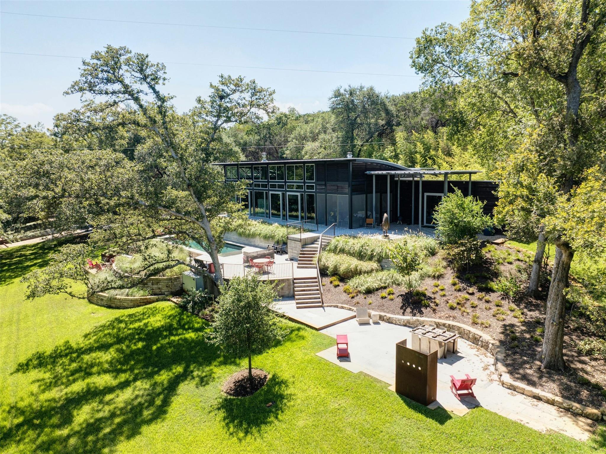 2212 River Hills RD