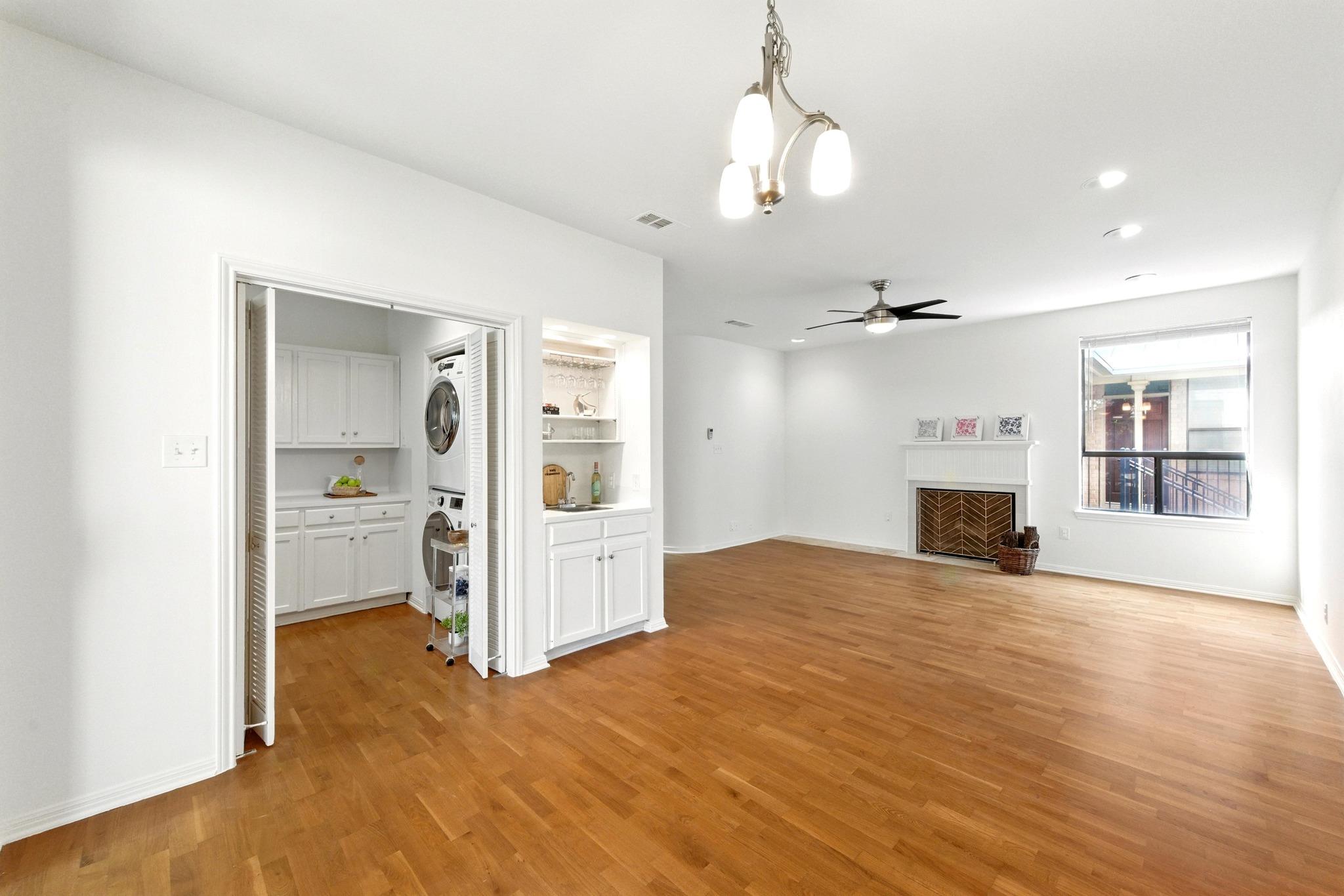 611 E 45th ST # 15