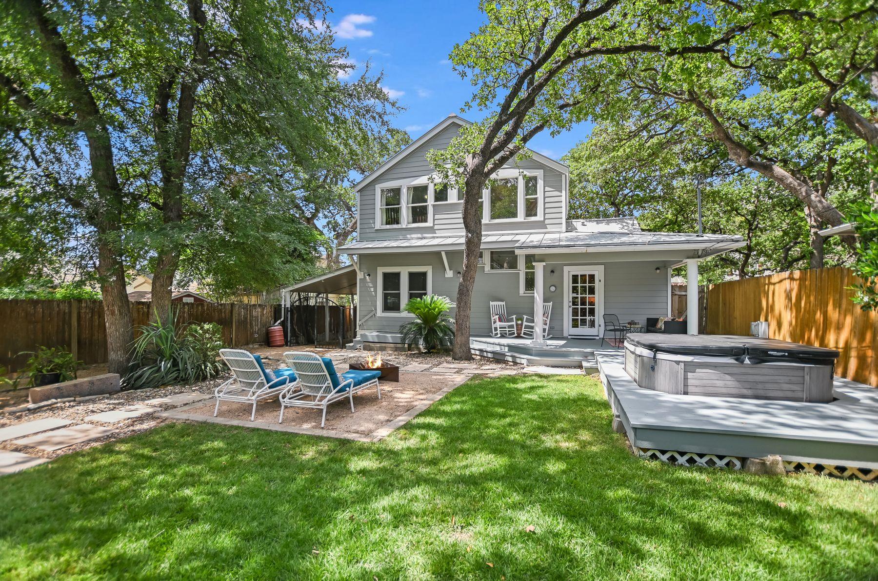 2702 Bonnie RD