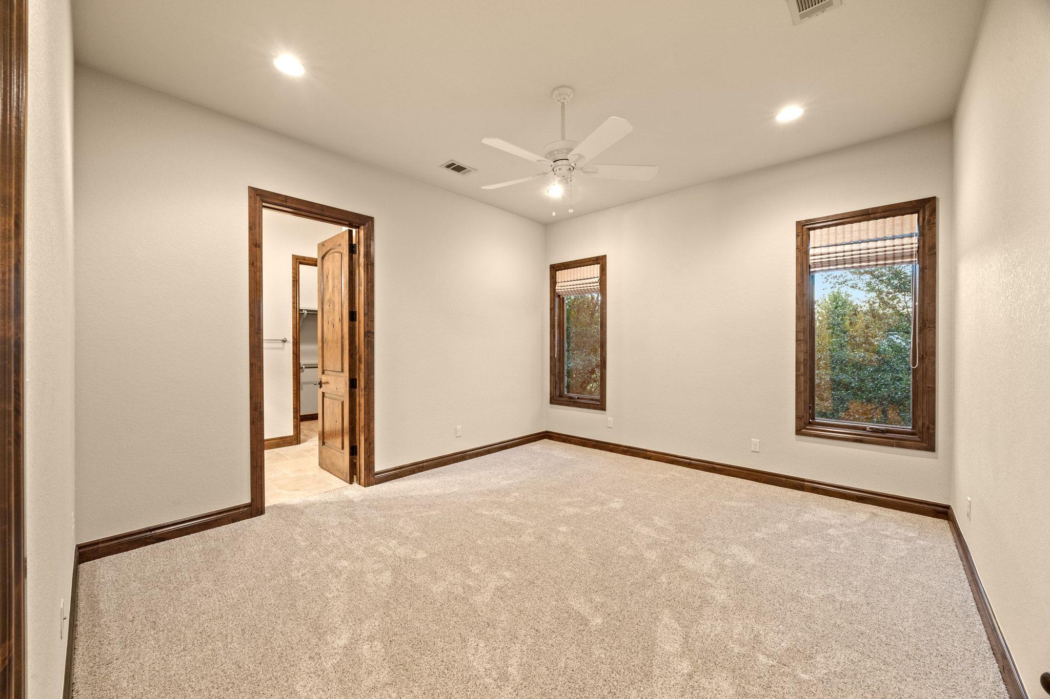 3809 Verano DR