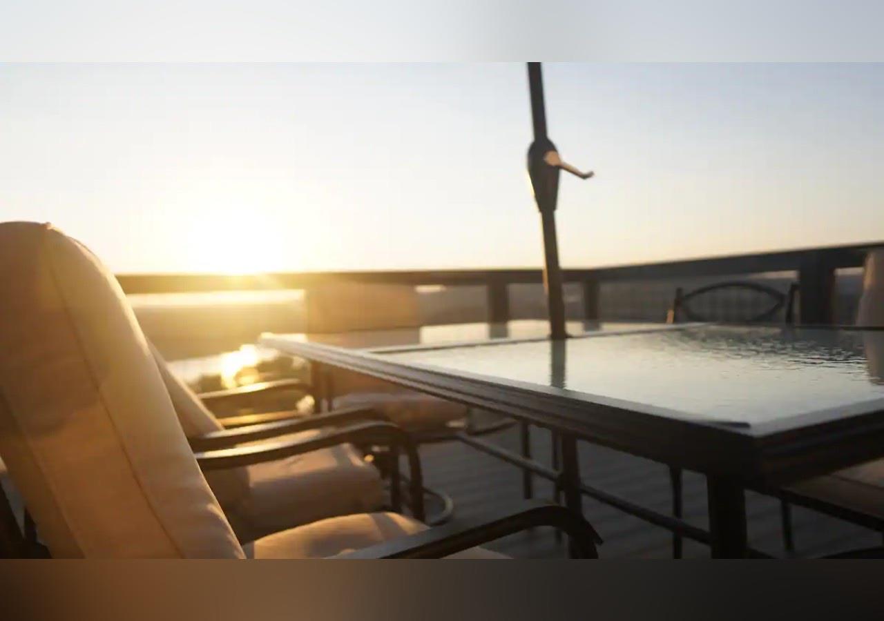 5924 Lookout Mountain DR