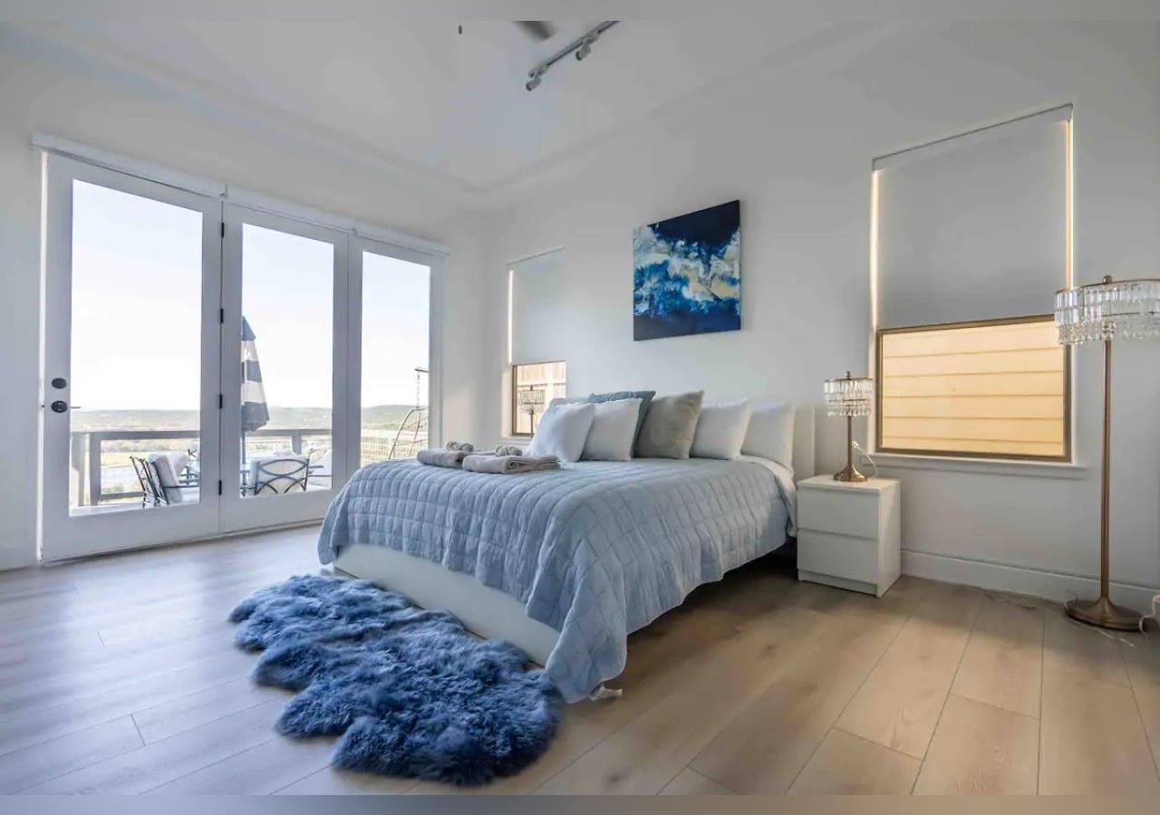 5924 Lookout Mountain DR