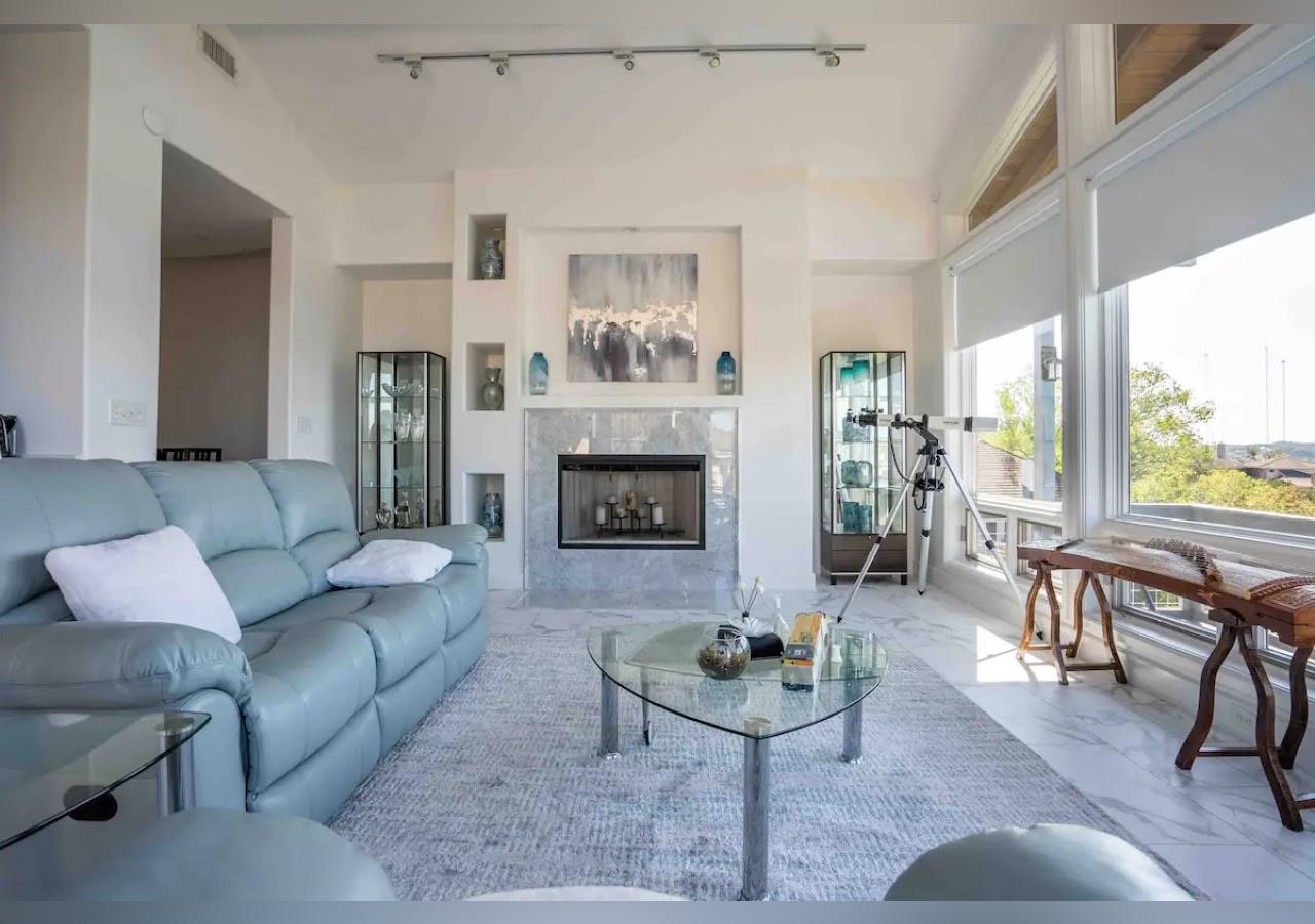 5924 Lookout Mountain DR