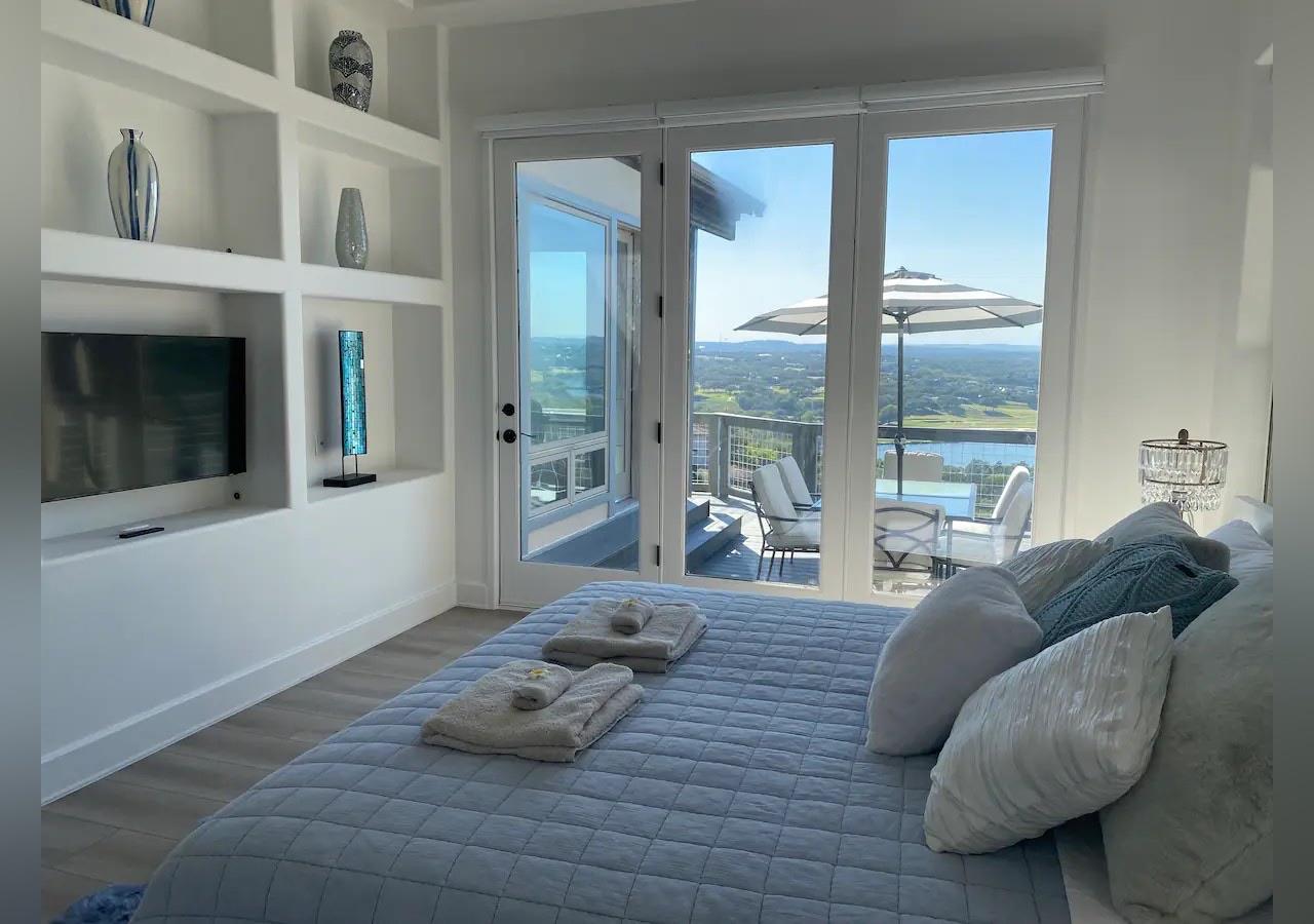 5924 Lookout Mountain DR