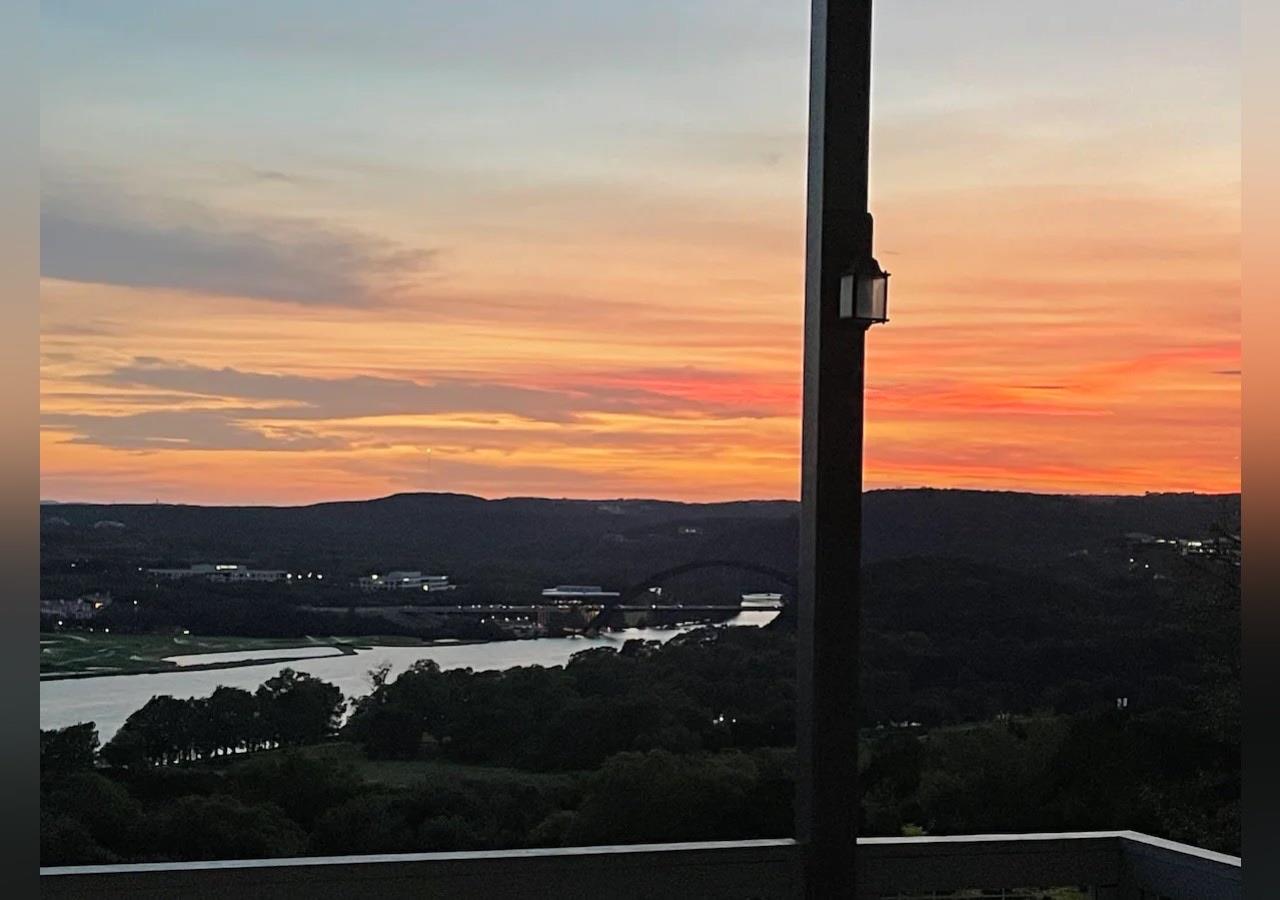 5924 Lookout Mountain DR