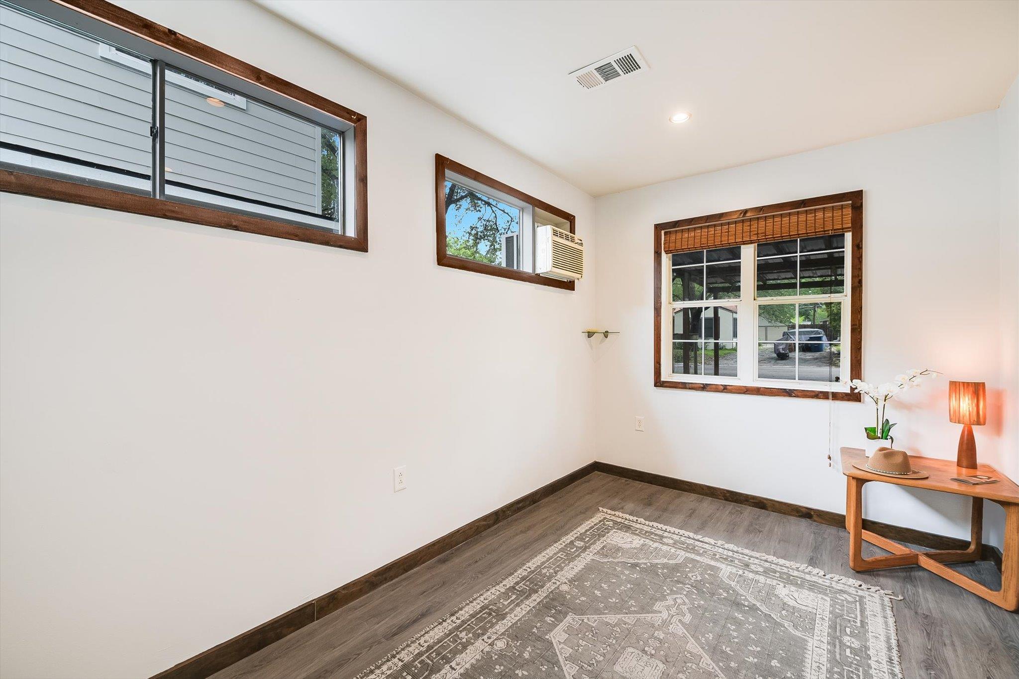 1807 Pasadena DR