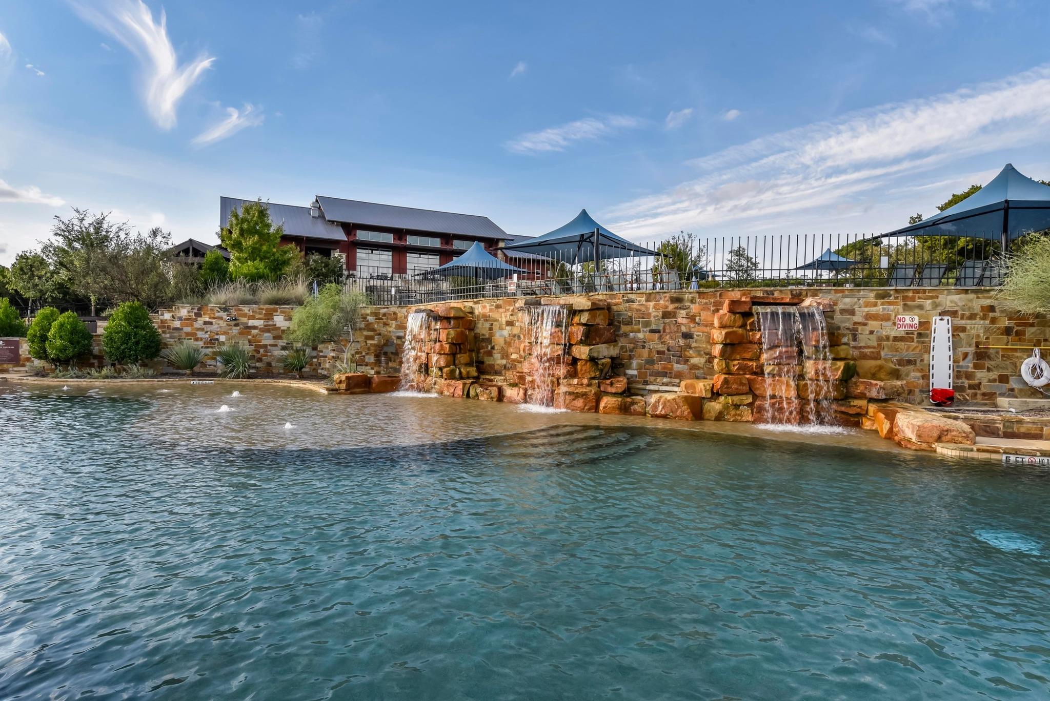 306 Pursers Place PL