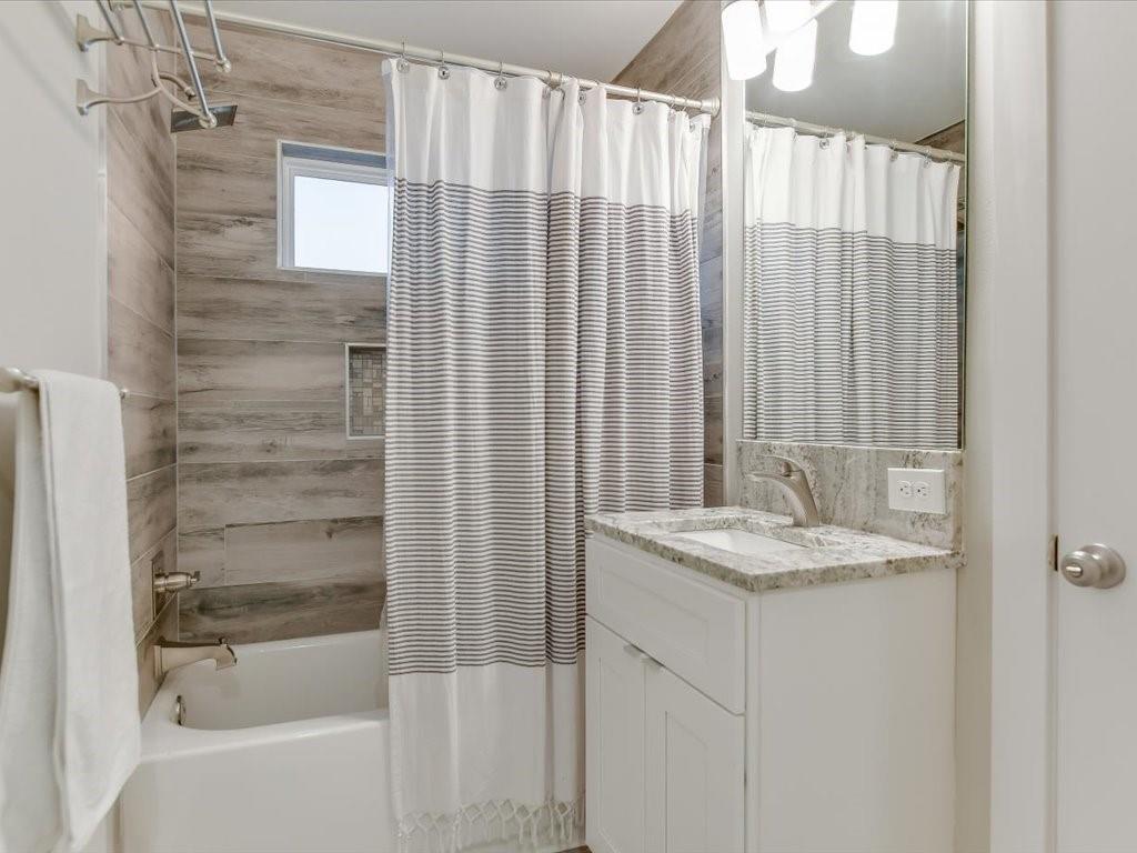 4607 Sara DR