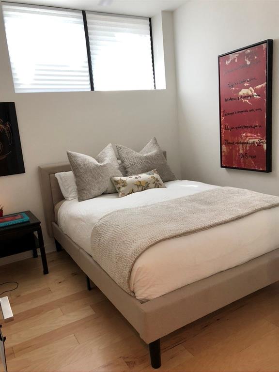 211 W Johanna ST # 2