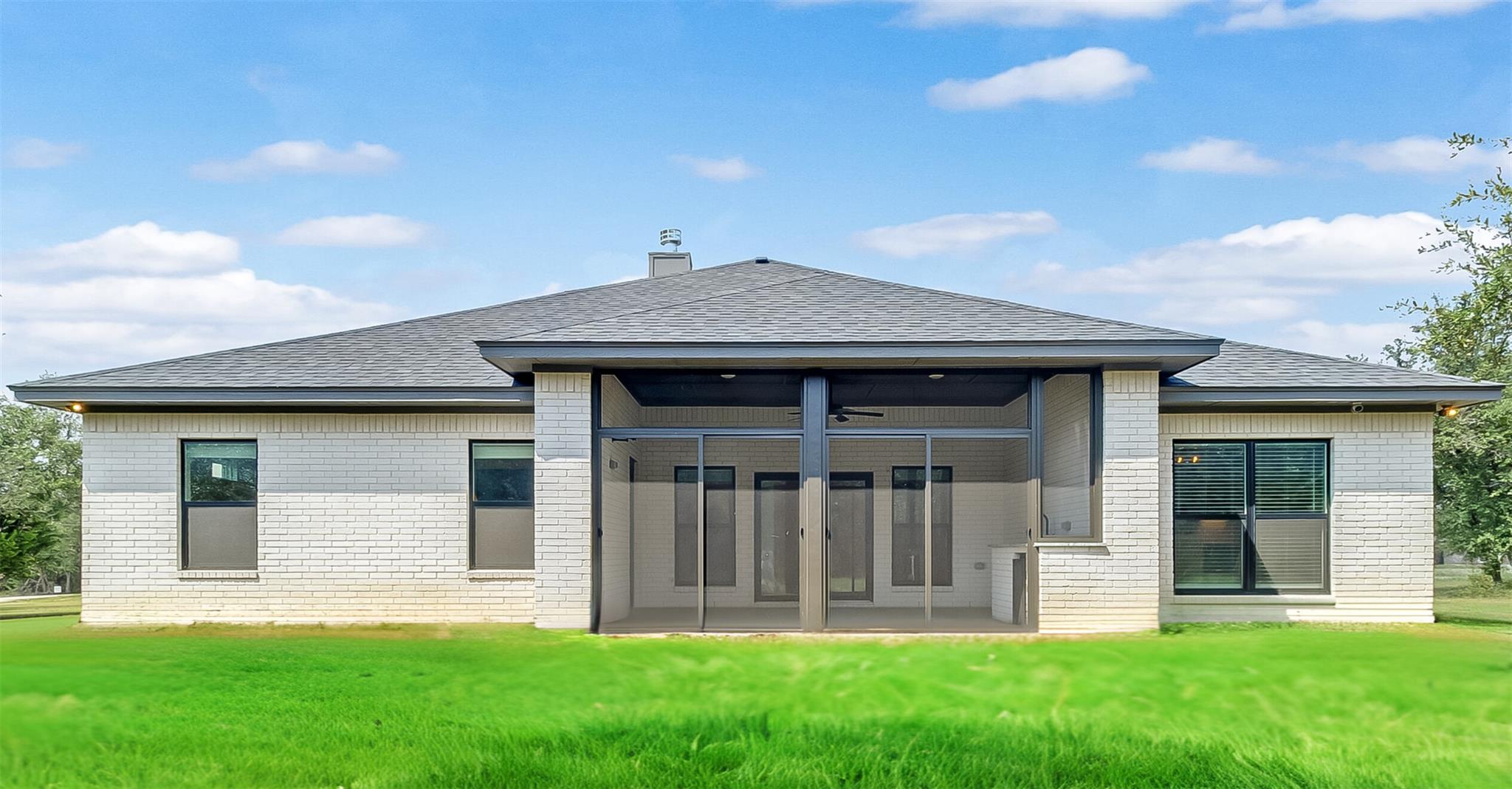 825 County Road 3152