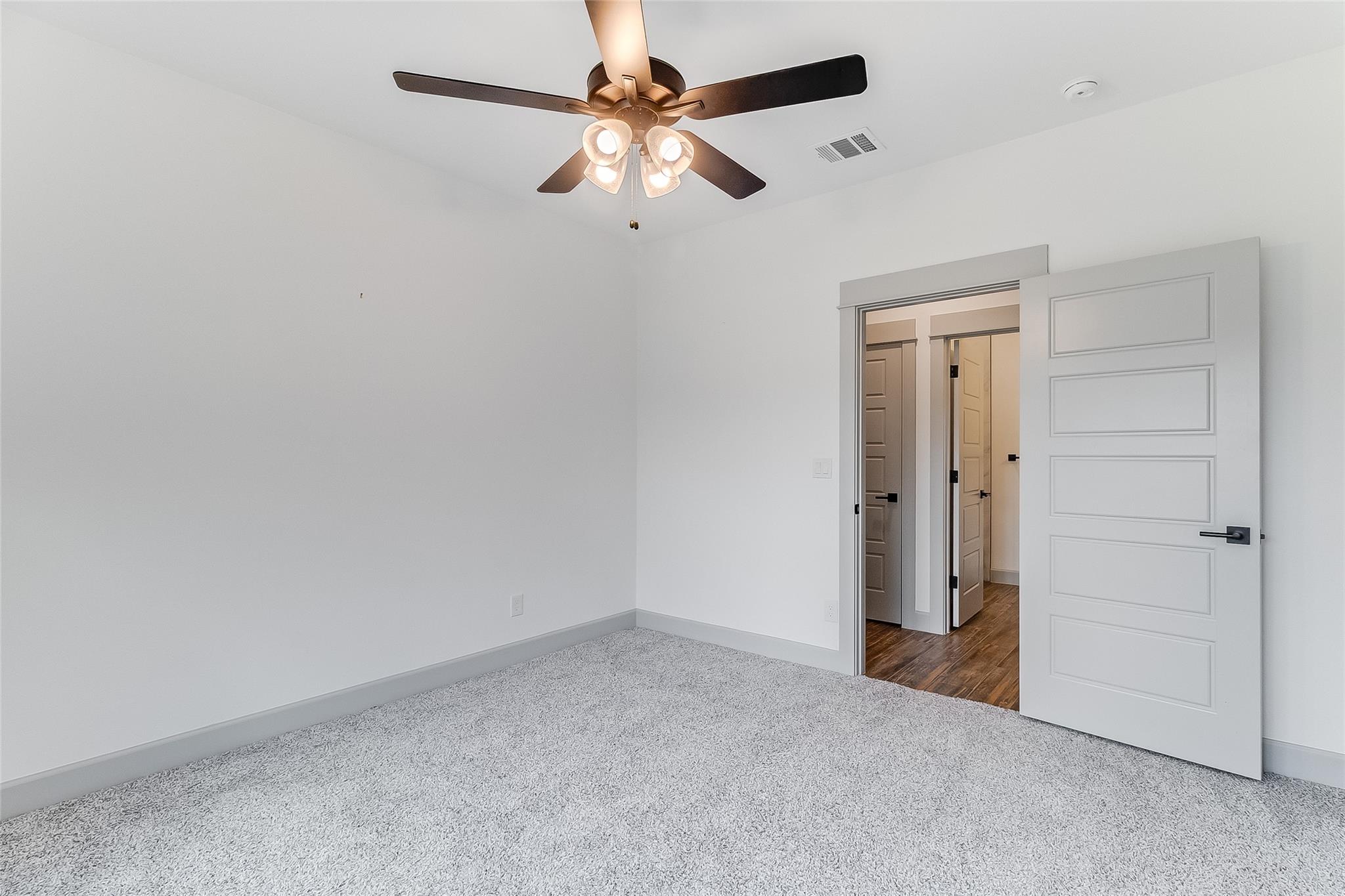 825 County Road 3152