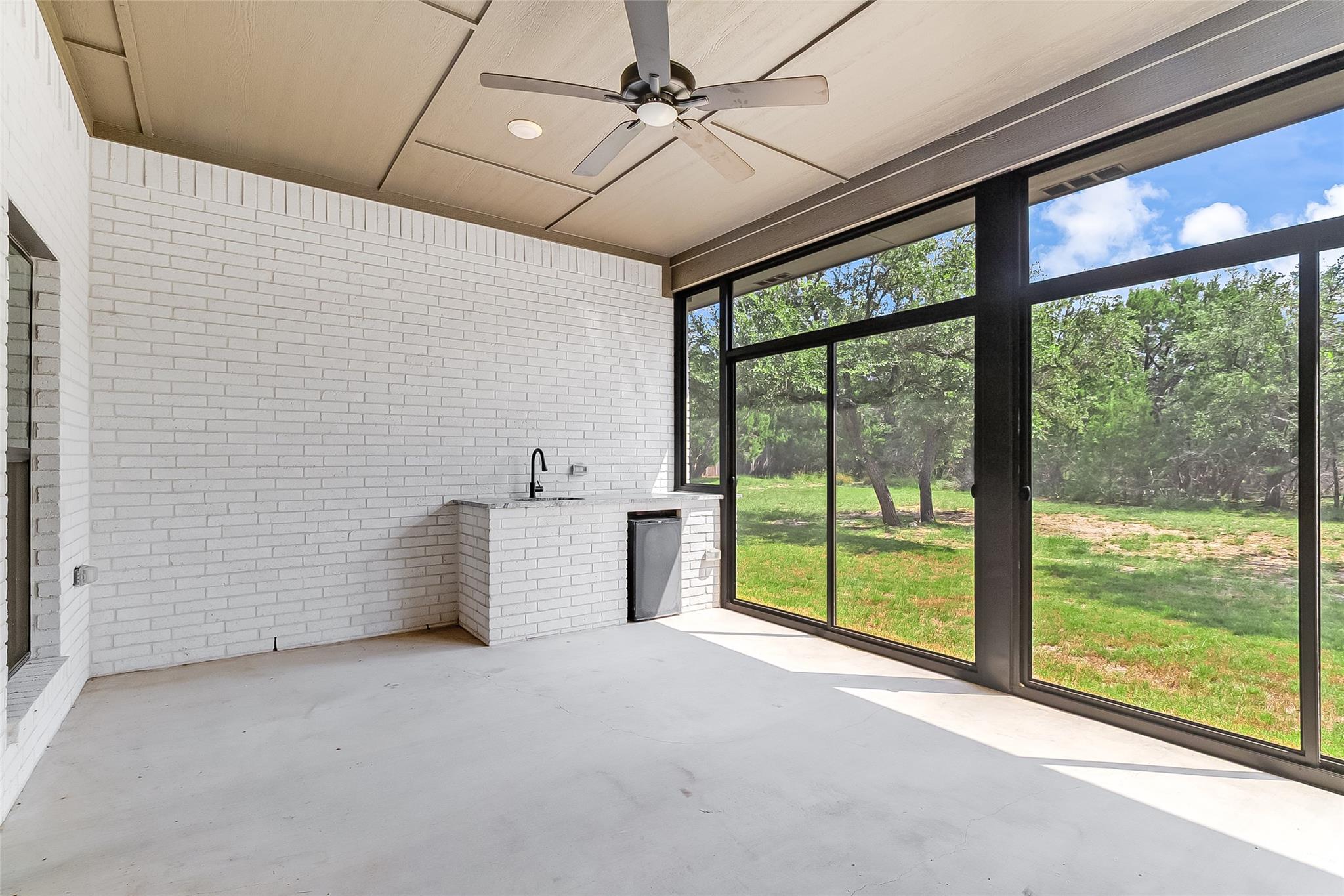 825 County Road 3152