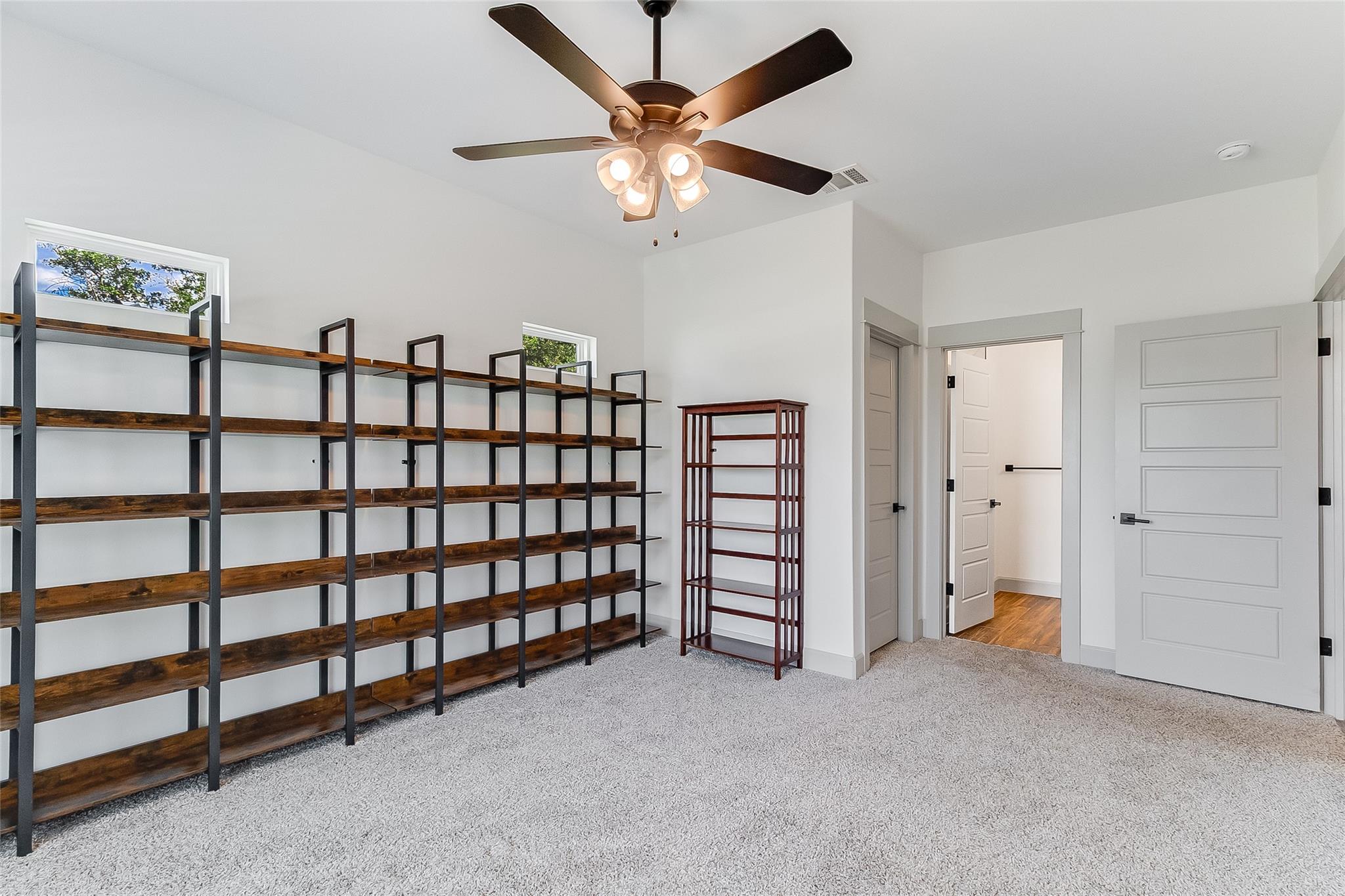 825 County Road 3152