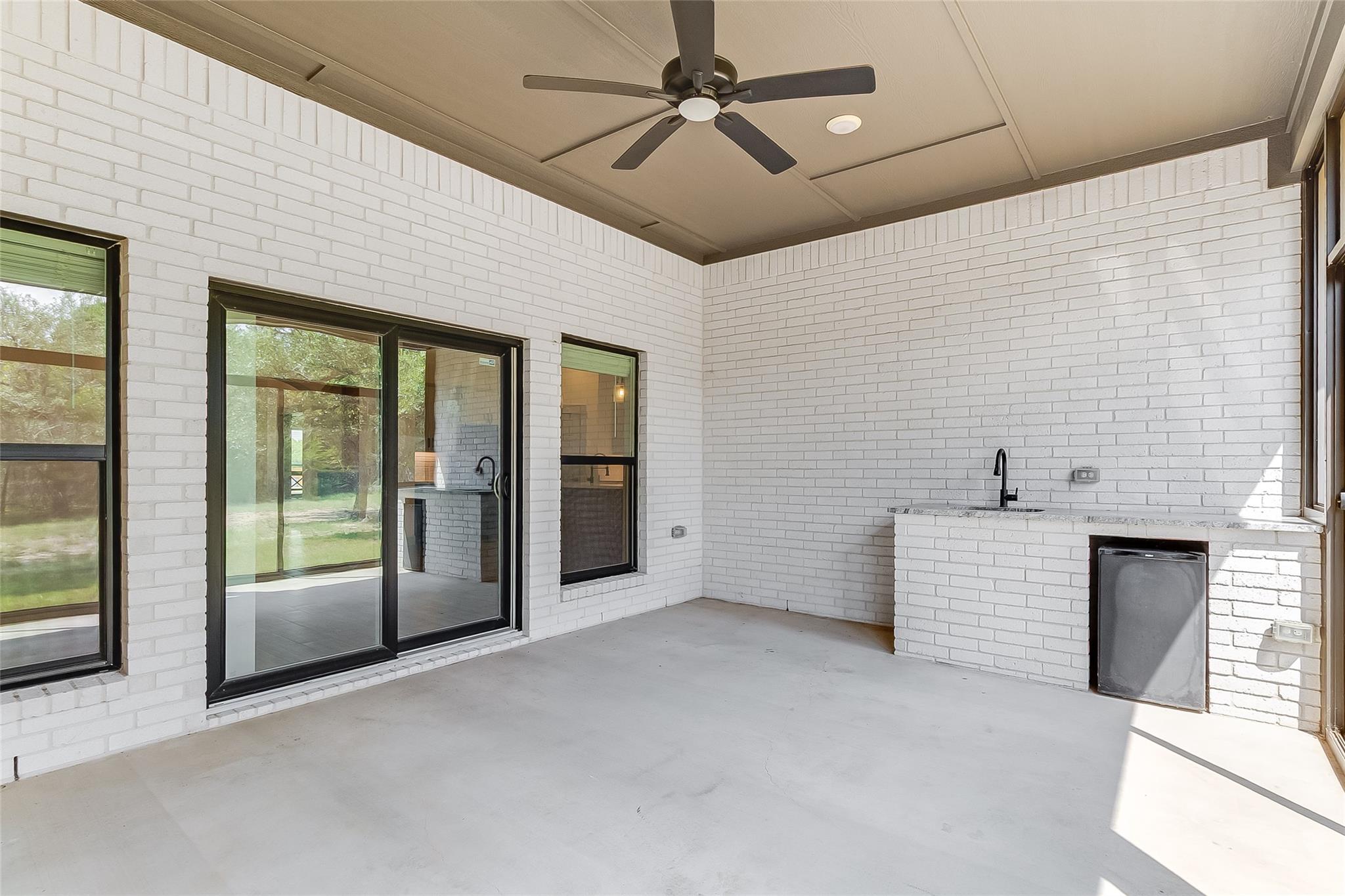 825 County Road 3152