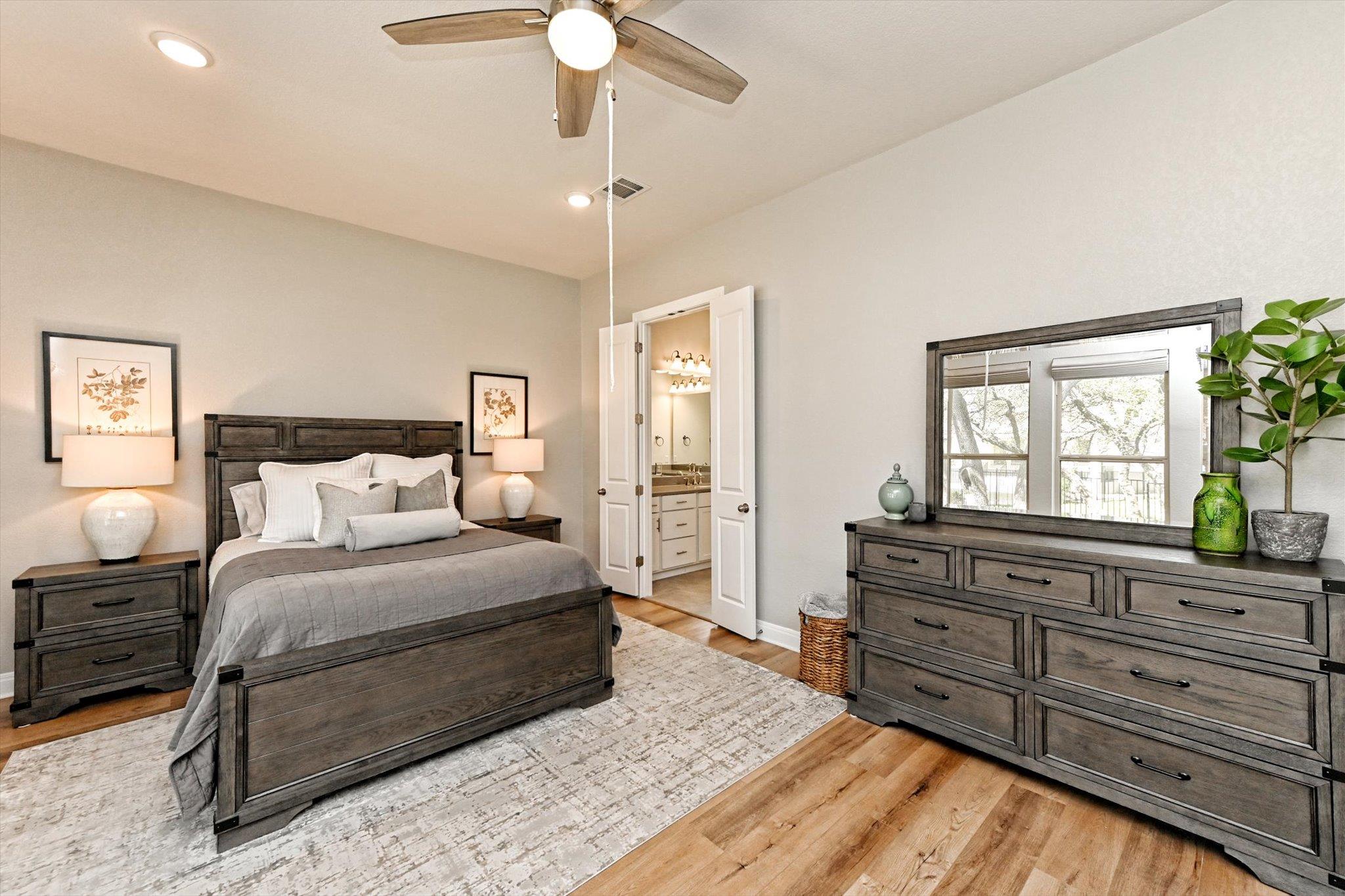 11912 Bayshore CV # 120