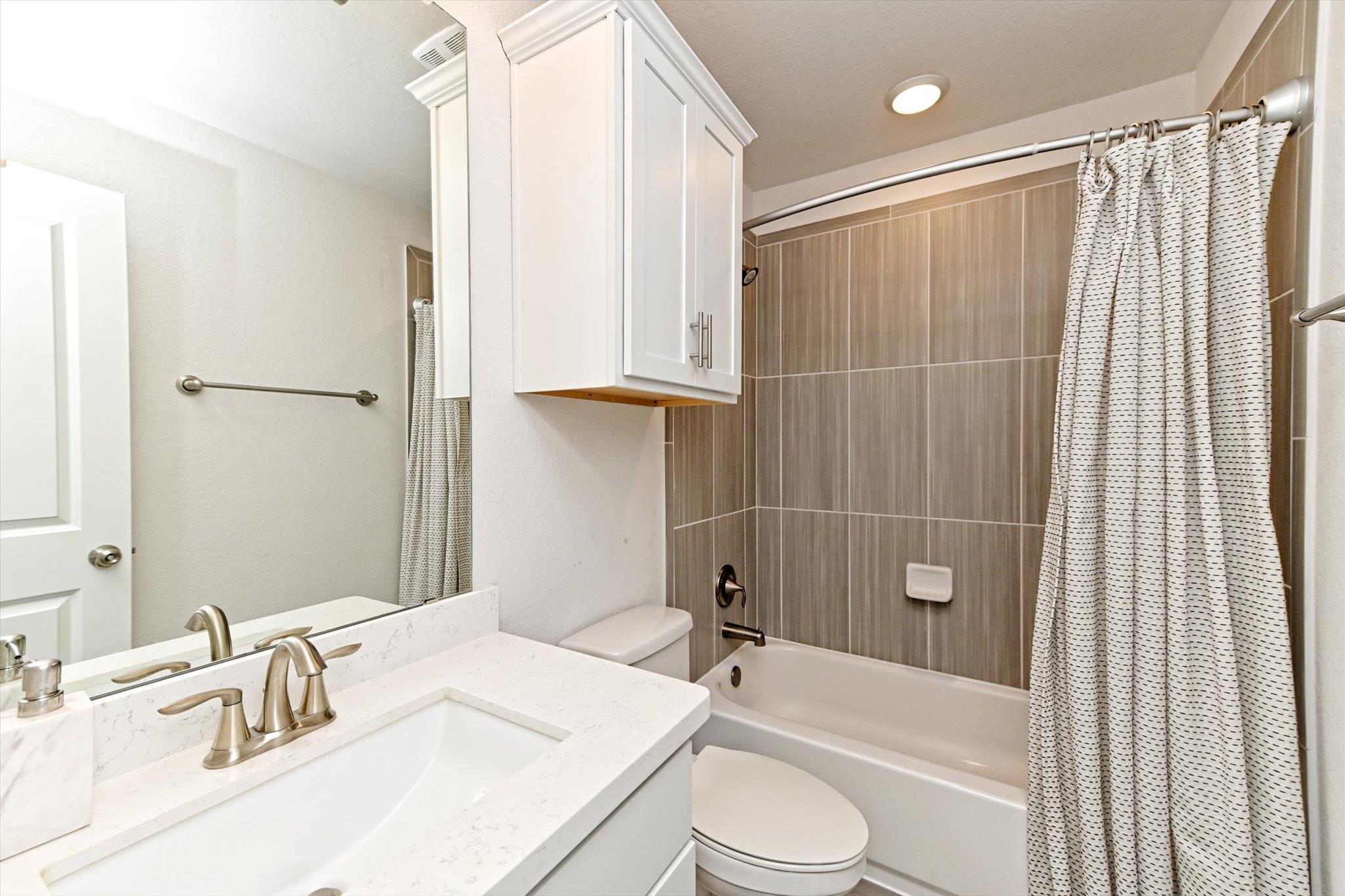 11912 Bayshore CV # 120