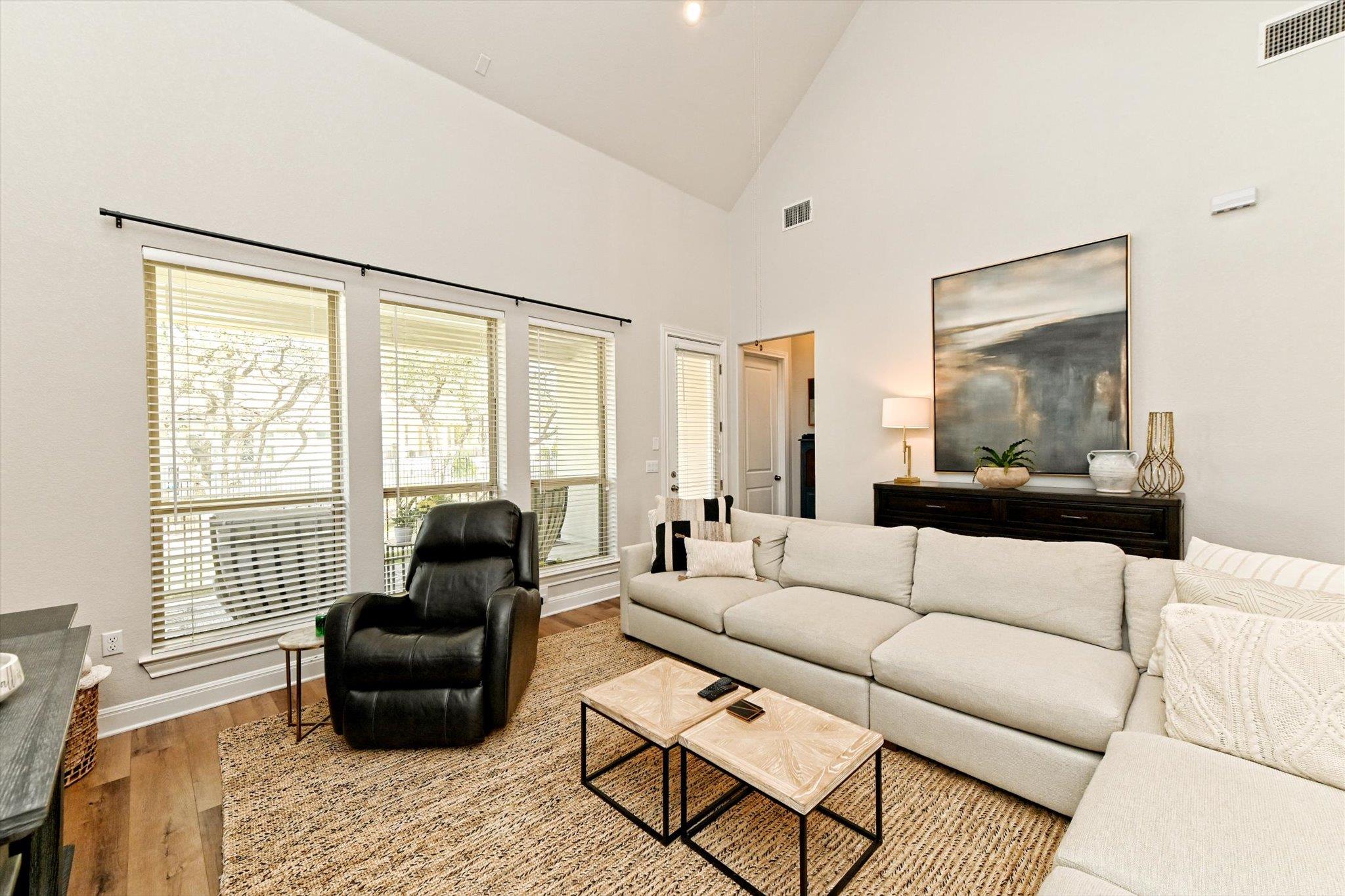 11912 Bayshore CV # 120