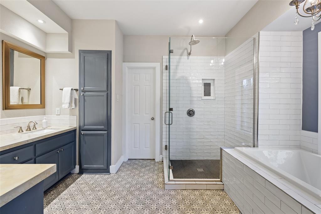 10405 Cassia CV
