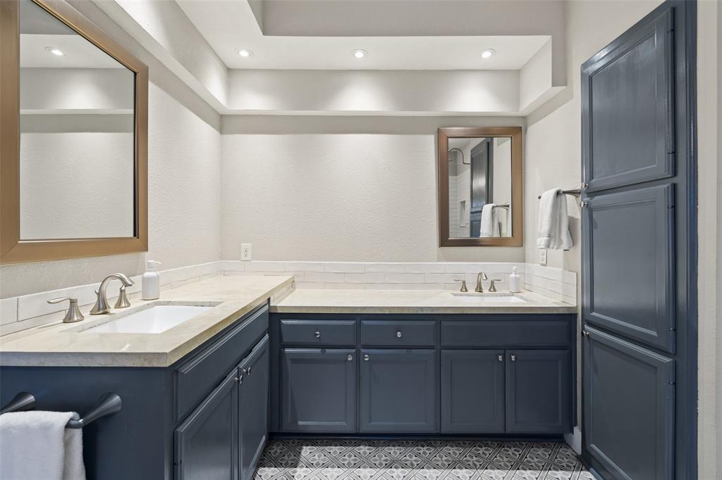 10405 Cassia CV