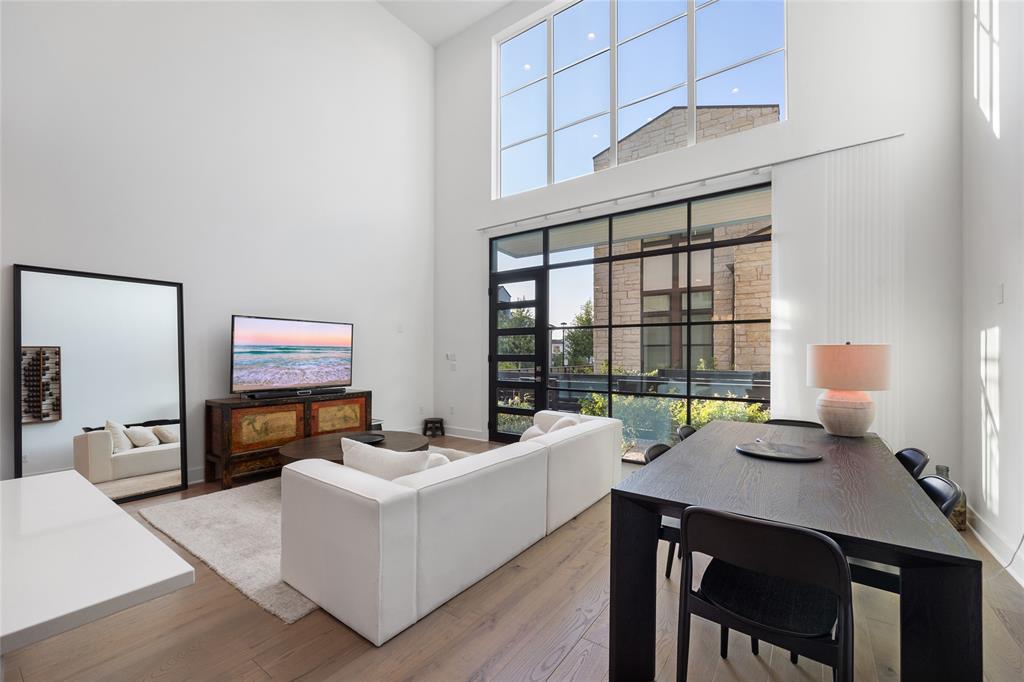 4415 Authentic DR # 224