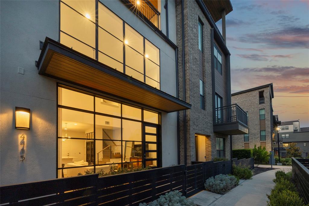 4415 Authentic DR # 224