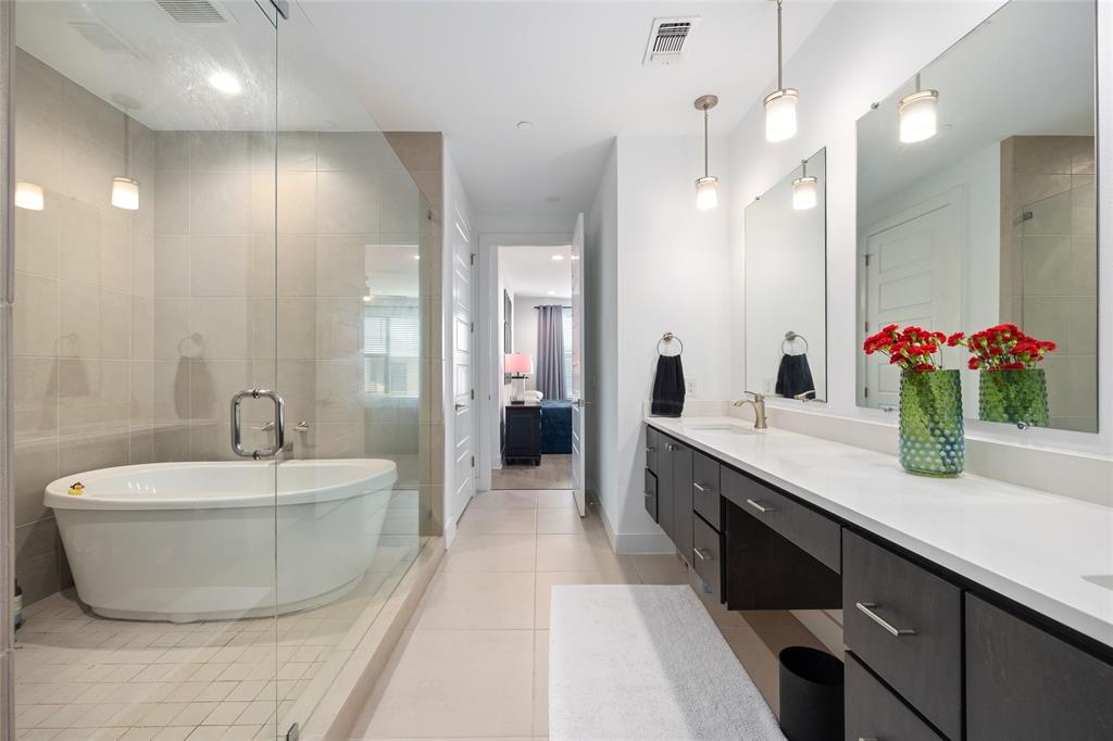 4415 Authentic DR # 224