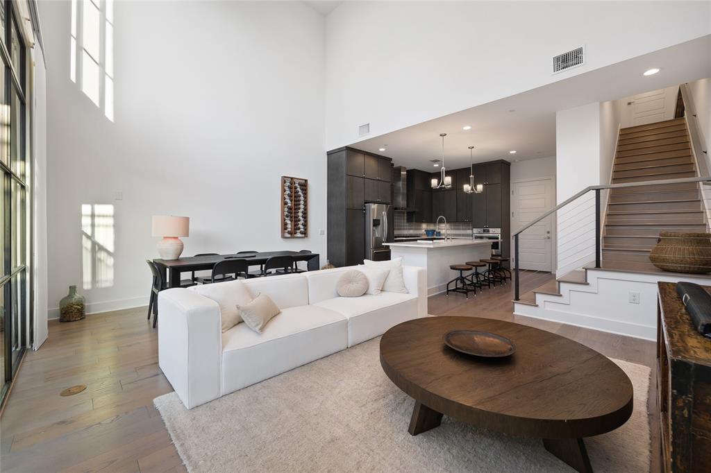 4415 Authentic DR # 224