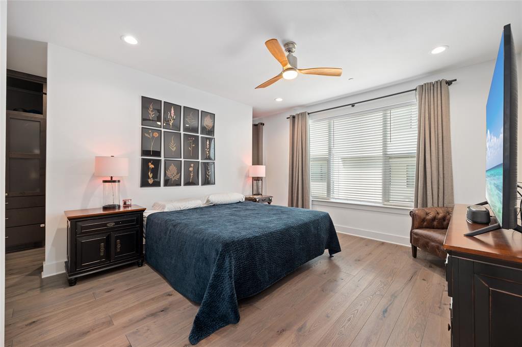 4415 Authentic DR # 224