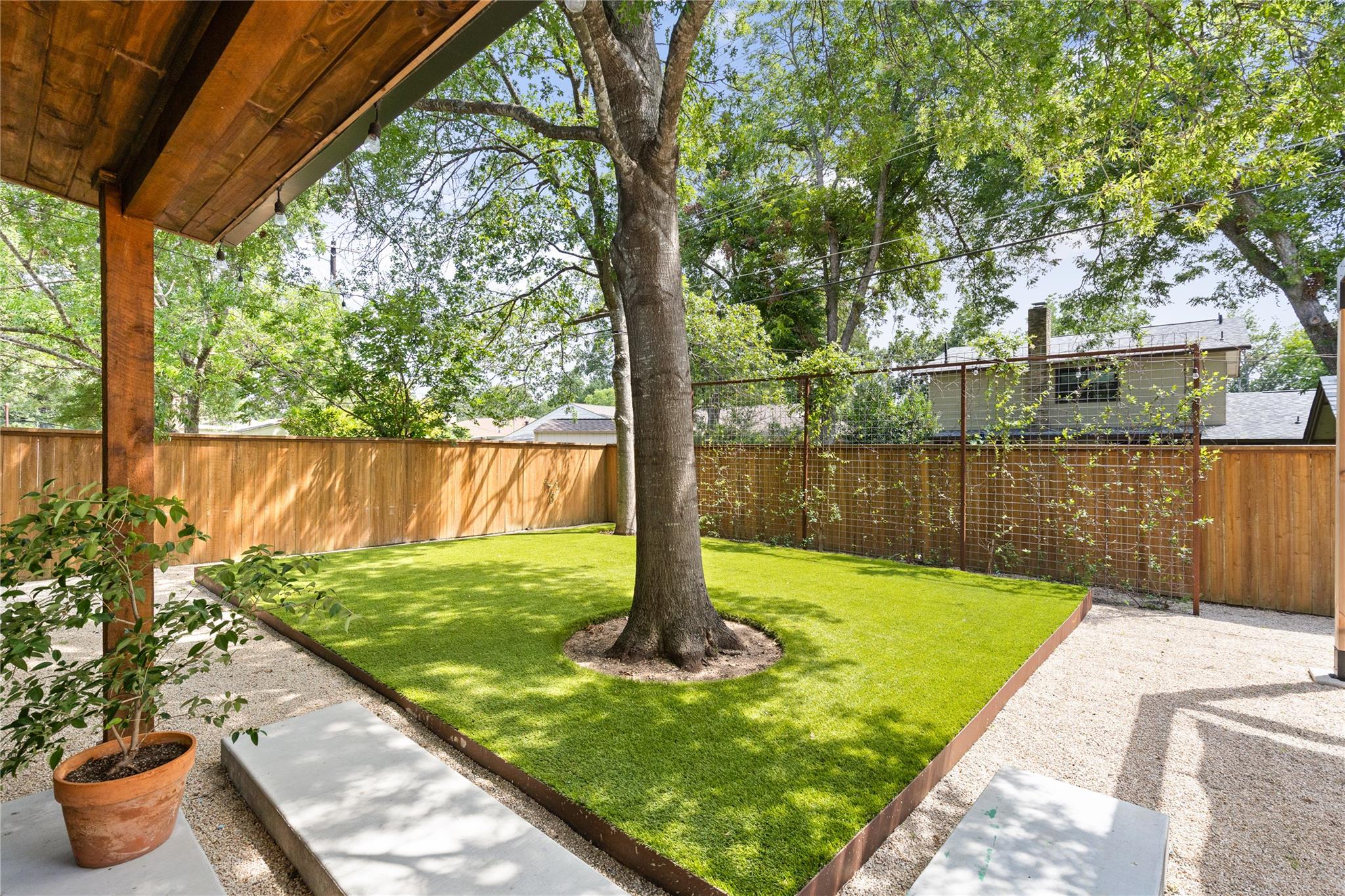 2001 Teakwood DR