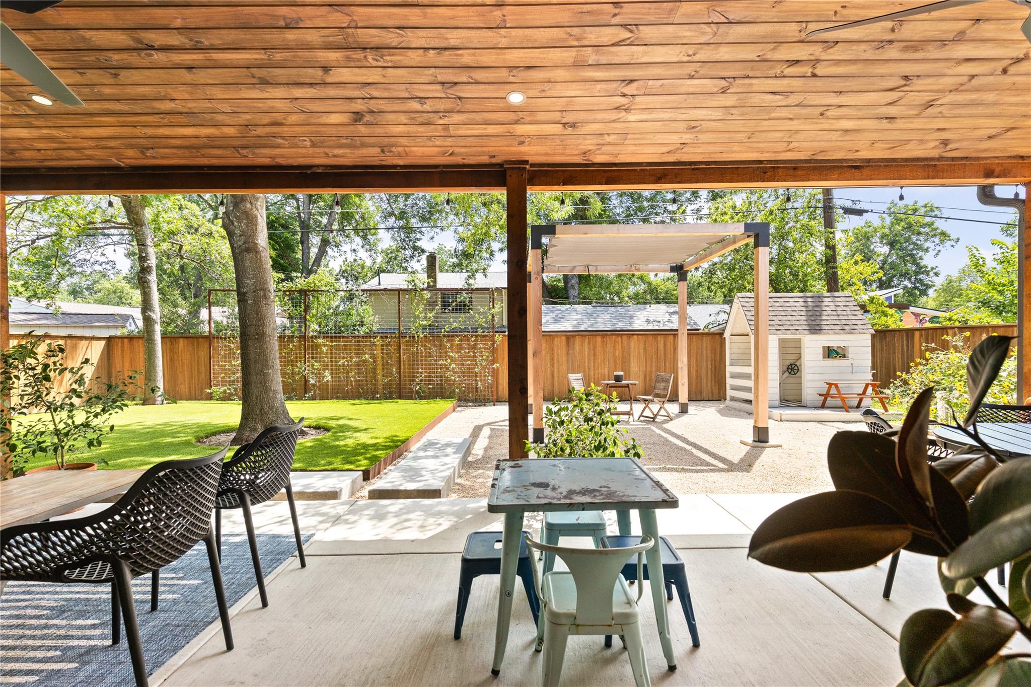 2001 Teakwood DR