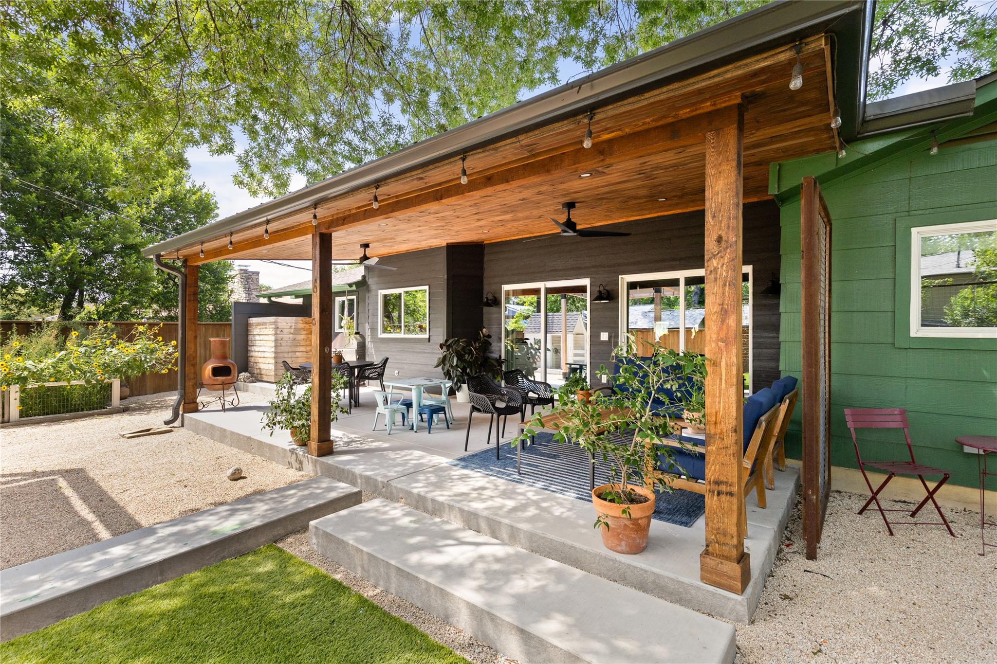 2001 Teakwood DR