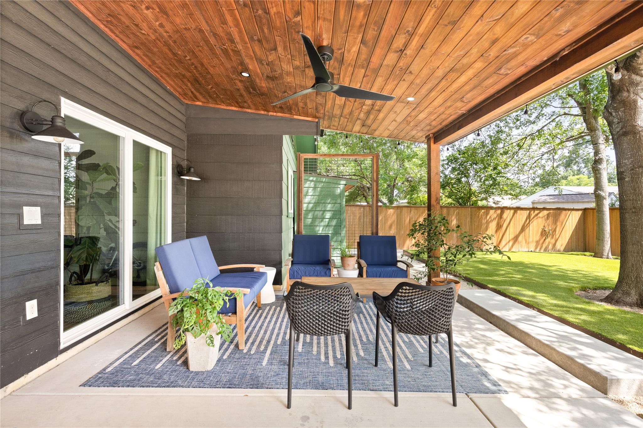 2001 Teakwood DR