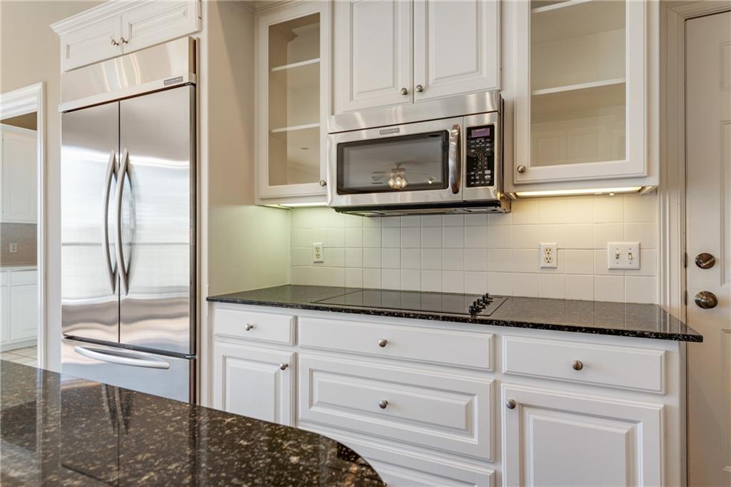 2705 Bartons Bluff LN