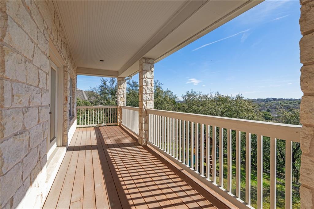 2705 Bartons Bluff LN