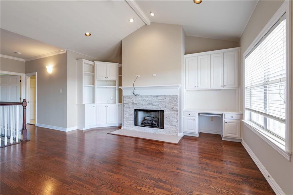 2705 Bartons Bluff LN