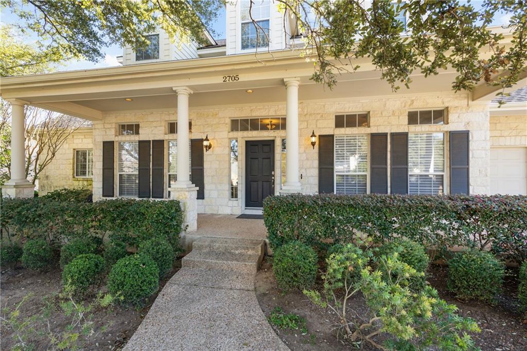 2705 Bartons Bluff LN