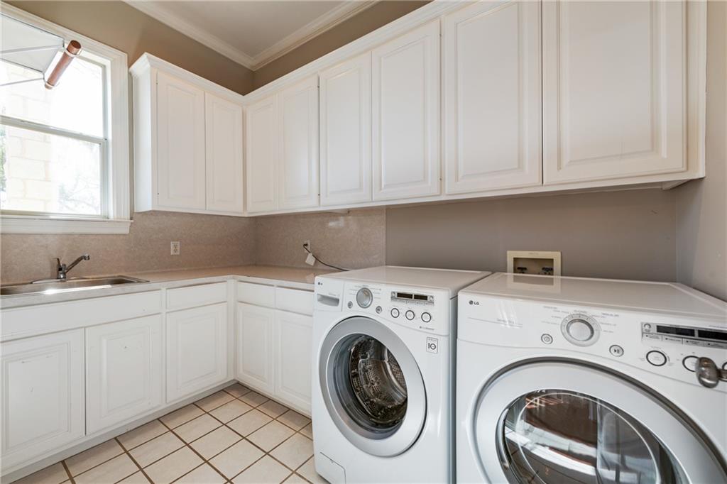 2705 Bartons Bluff LN