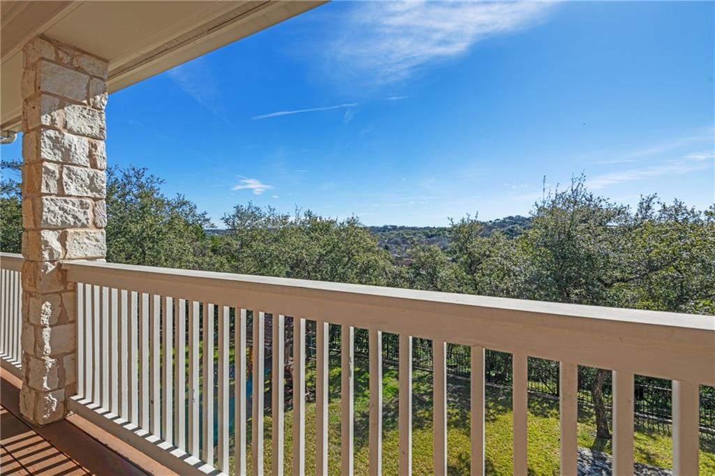 2705 Bartons Bluff LN