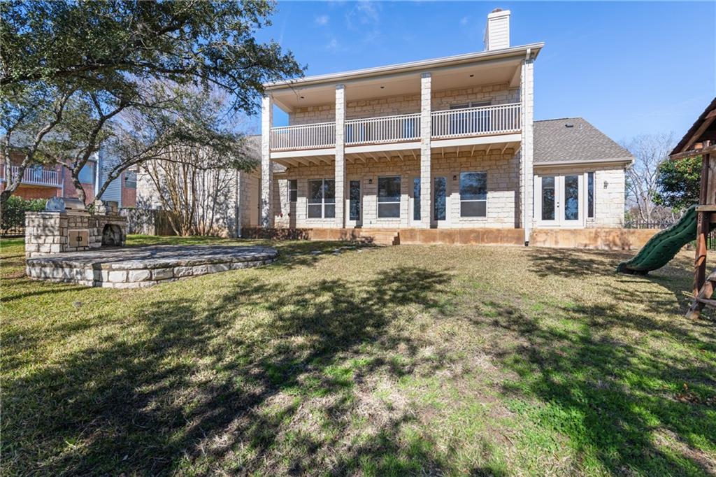 2705 Bartons Bluff LN