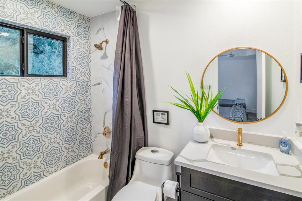 11018 Southwest Oaks BLVD # A